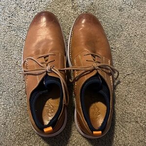 Brown Leather Lace-Up Shoes